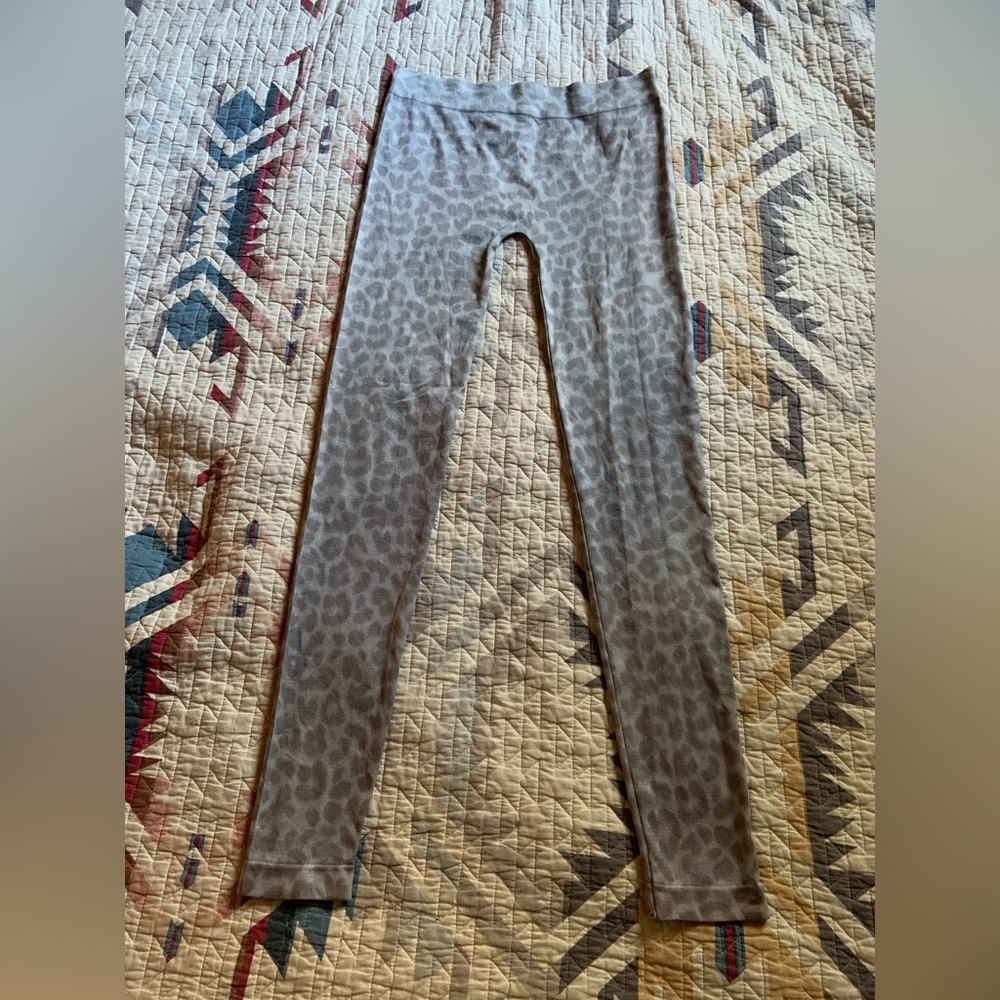 Grey leopard print leggings by Say What